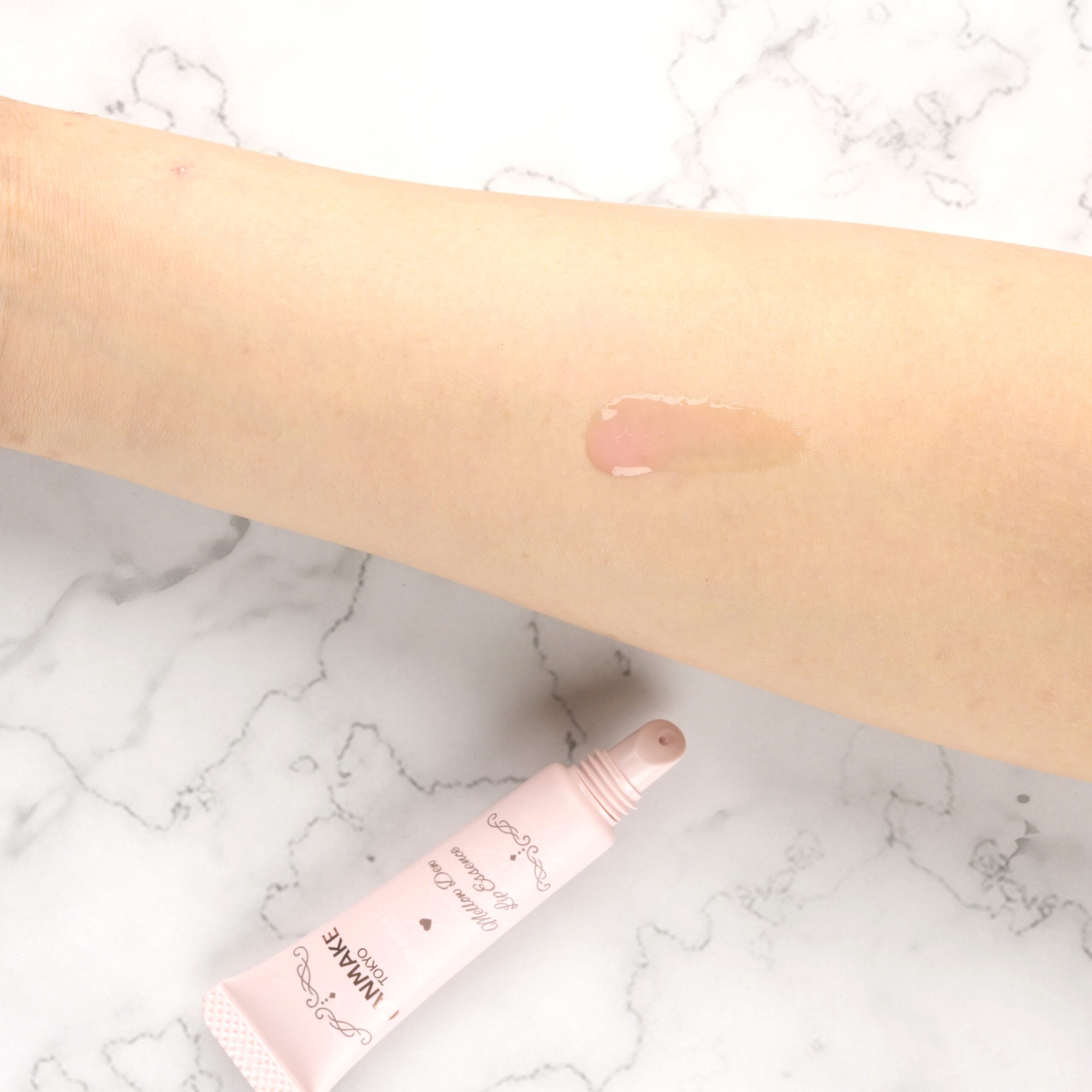 canmake-mellow-dew-lip-essence 3